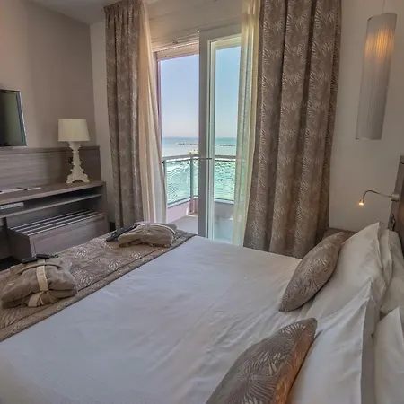 Hotel Lungomare Cesenatico