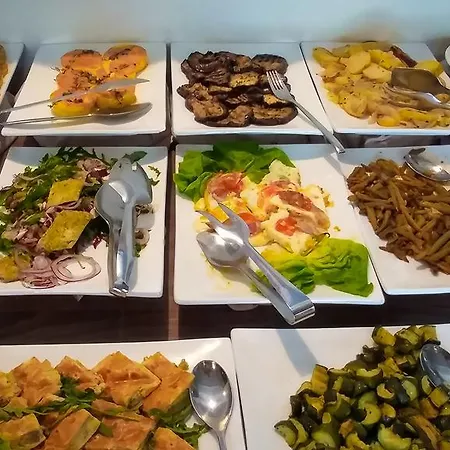 露戈马雷酒店 酒店 切塞纳蒂科